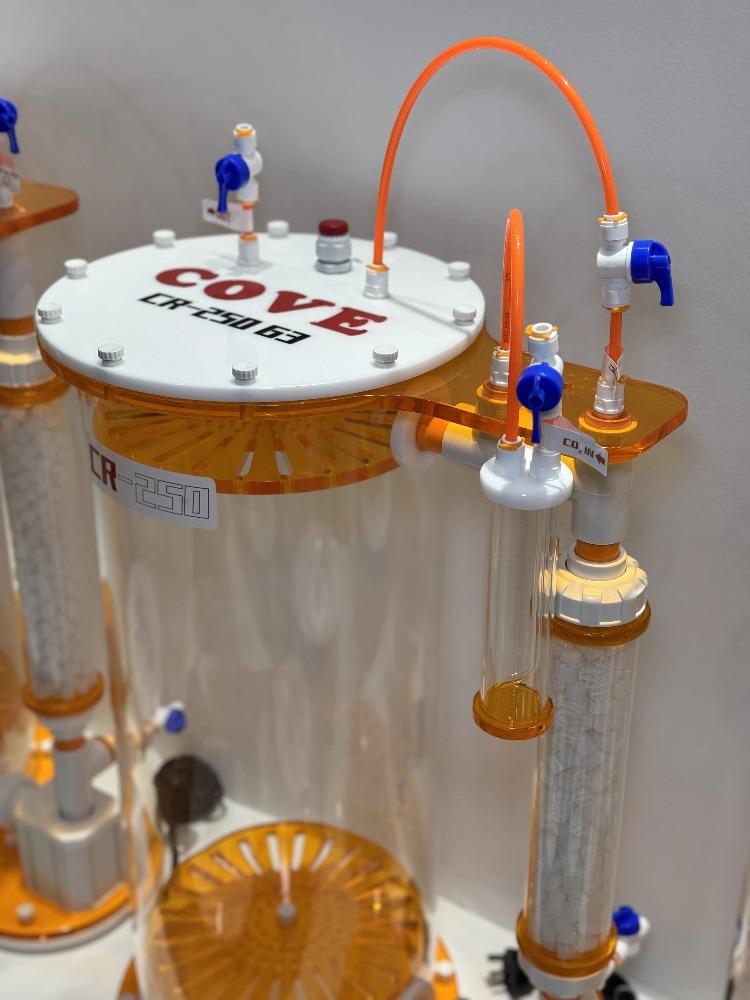 جهاز تفاعل الكالسيوم COVE CR-2 - مراجعة Calcium Reactor Media وسعره