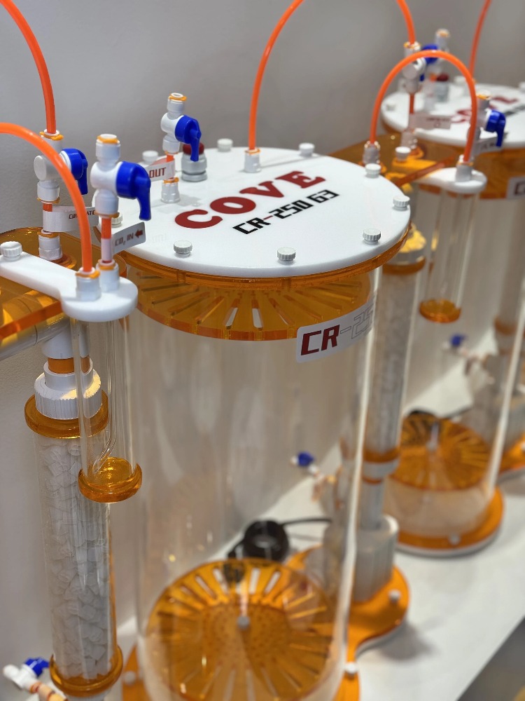 جهاز تفاعل الكالسيوم COVE CR-2 - مراجعة Calcium Reactor Media وسعره